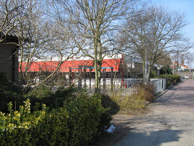 Onze vorige school aan de Machineweg. Onze vorige school aan de Machineweg.